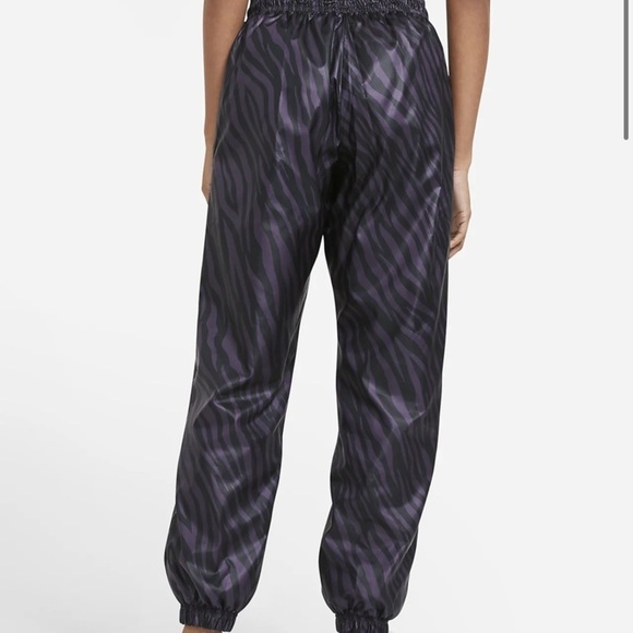 Nike Plus Zebra Purple black Windbreaker Pant women’s 2X street new with tags - Picture 5 of 11